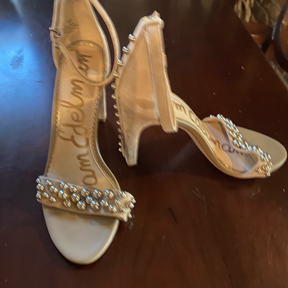 “Sam Edelman” tan suede heels. - Picture 1 of 12